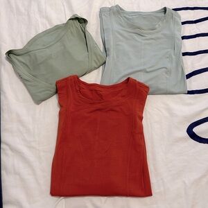 Lululemon tshirts-pack of 3
